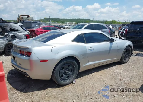 2013 Chevrolet Camaro 2Ls z USA, uszkodzony, nr VIN 2G1FA1E37D9156542